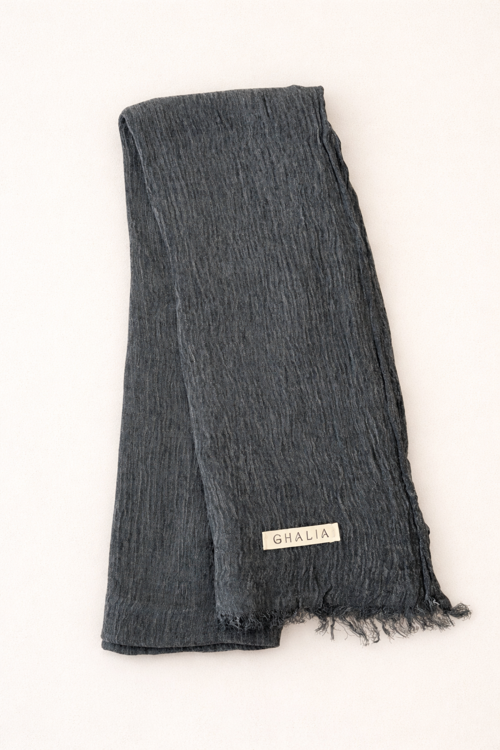 Charcoal grey Kuwaiti cotton crinkle